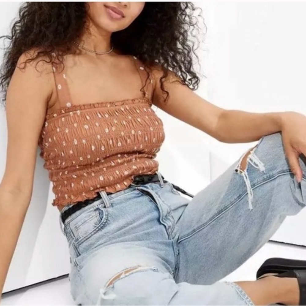 Brown floral American Eagle cropped tank top (small)